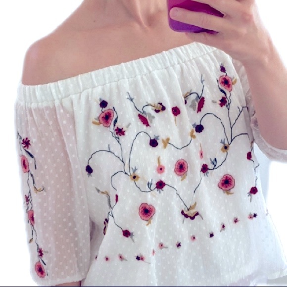🌺 off the shoulder top - Picture 6 of 6